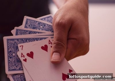 线上体彩骰宝入门必读：PG老虎机新手快速上手全攻略