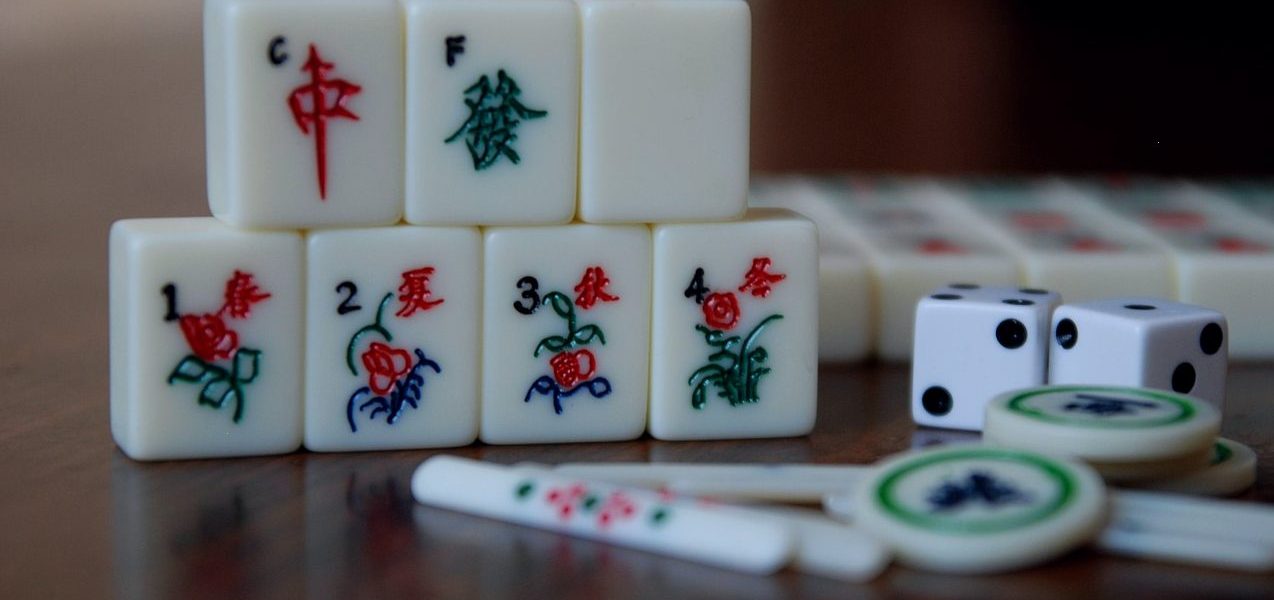 线上体彩高手必修：翻牌阶段策略深度解析